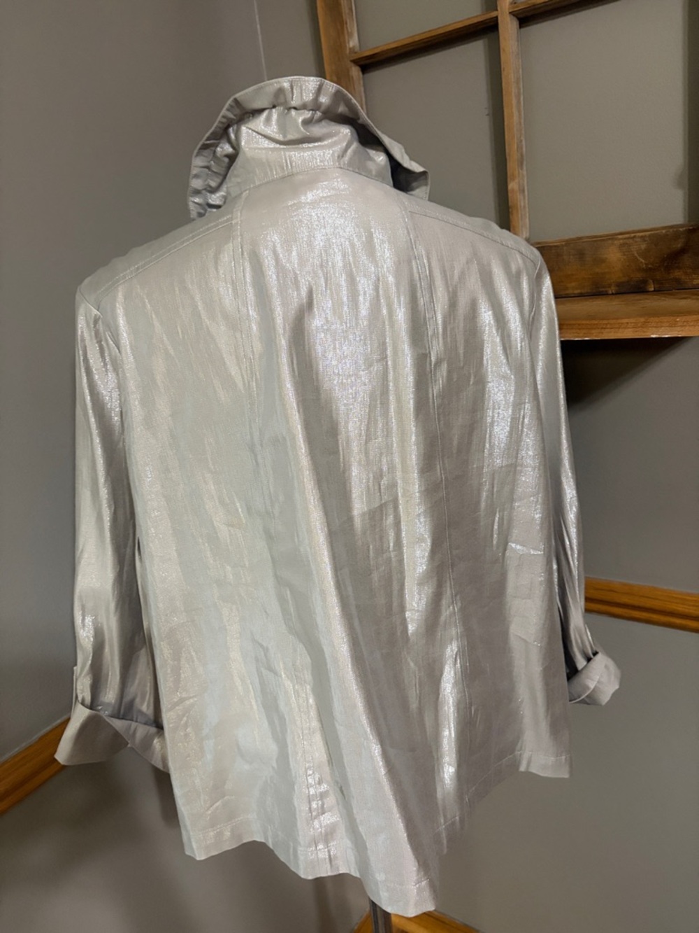 Ruby Rd. Jacket GOLD METALLIC Light Weight Button Down jacket. Size 16 - Picture 4 of 7